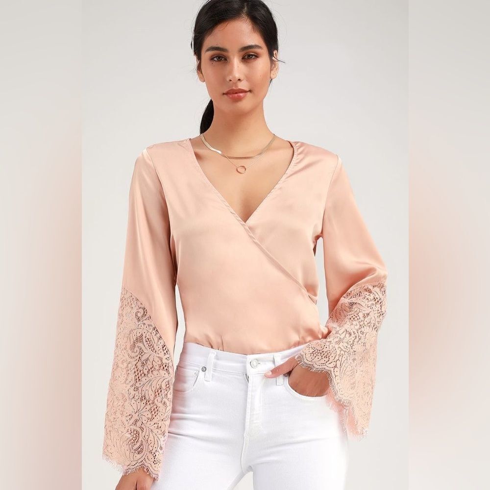 Lulus Promising Penny Blush Pink Satin & Lace Long Sleeve Bodysuit Size XS